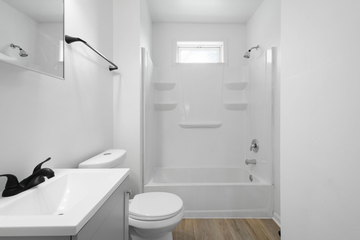 Photo - 7542 Ormond Street
