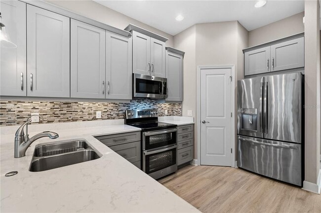 Photo - 3167 Moorings Dr S