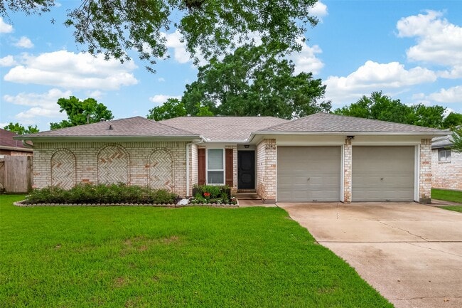 Building Photo - 5347 Lincoln Green Dr