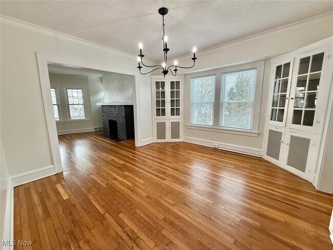 Photo - 1319 Lakewood Ave