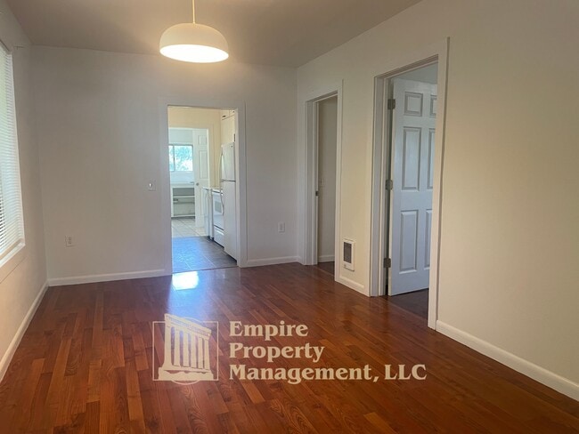 Photo - 4950 Barger Dr