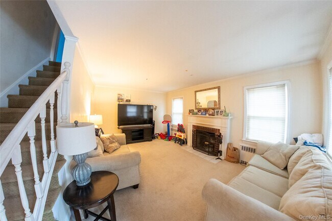 Photo - 2454 Columbus Ave