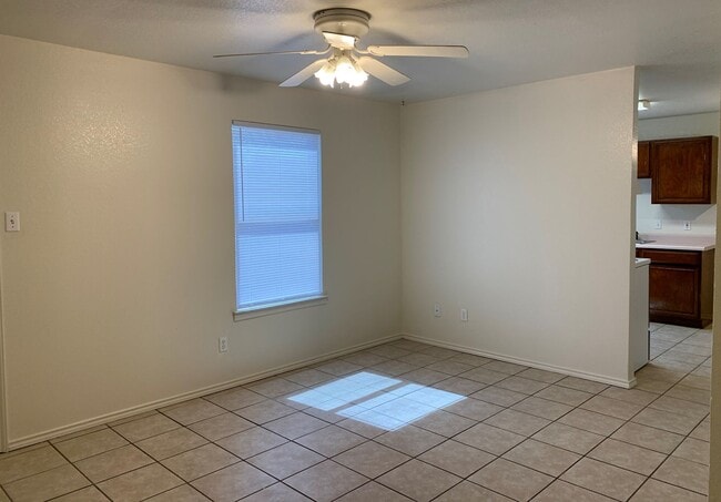 Photo - 1708 Benttree Dr Unidad Apt 1