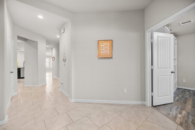 Photo - 18214 Banfield Summit Ct