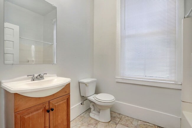 Photo - 212 W 39th St Unit 212 West 39th Street