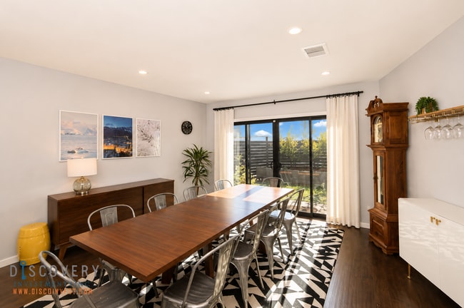 Photo - Centrally Located Mid-Century Contemporary Home