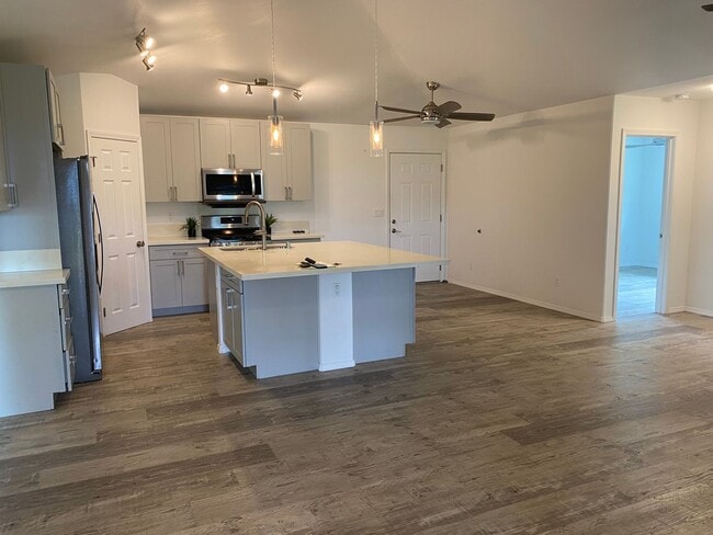 Photo - Modern Home in Hawaiian Paradise Park