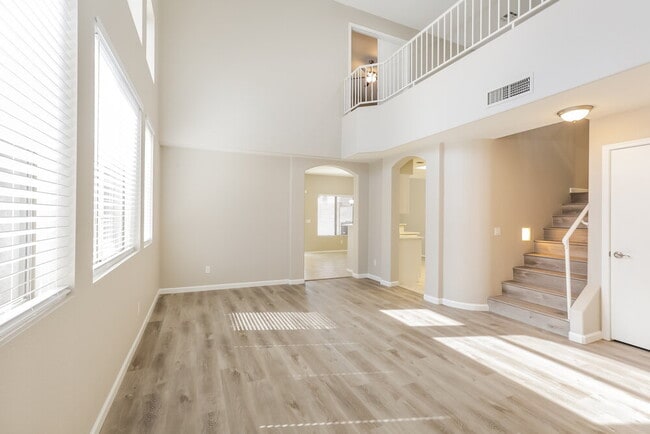 Photo - 763 E Whitten St