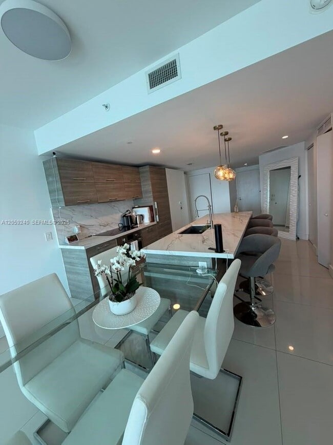Photo - 650 NE 32nd St Unit 3405