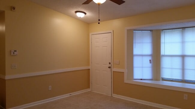 Photo - 1088 Desert Shield St