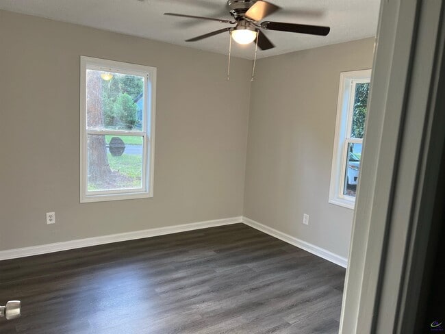 Photo - 115 Arnold Blvd