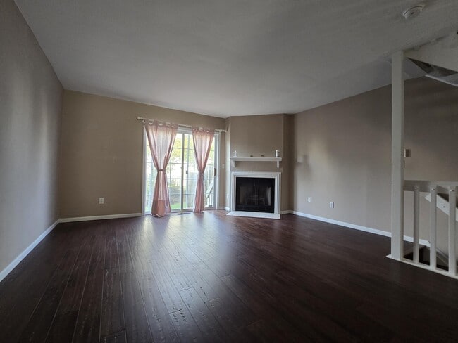 Photo - 5690 Kilbury Ln Unit 120