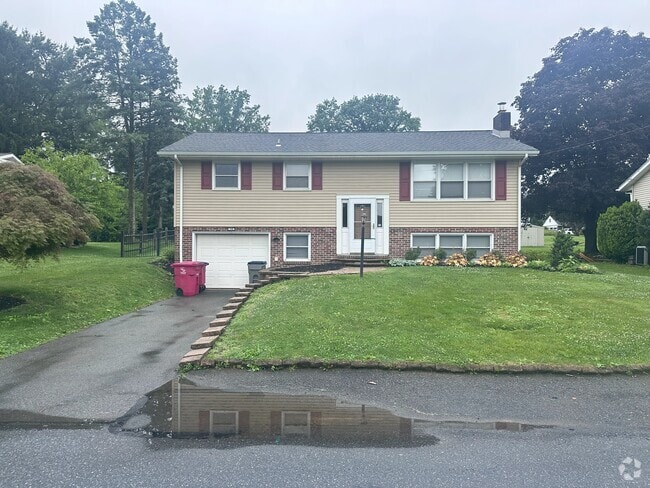 Building Photo - 14 E Glen Tilt Ave Rental