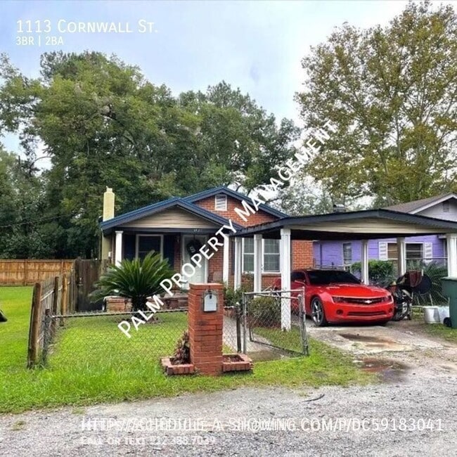 Photo - 1113 Cornwall St House