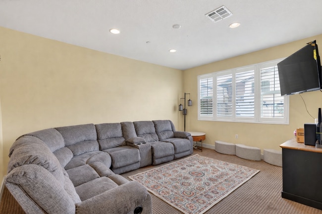 Photo - 306 Calle Rayo