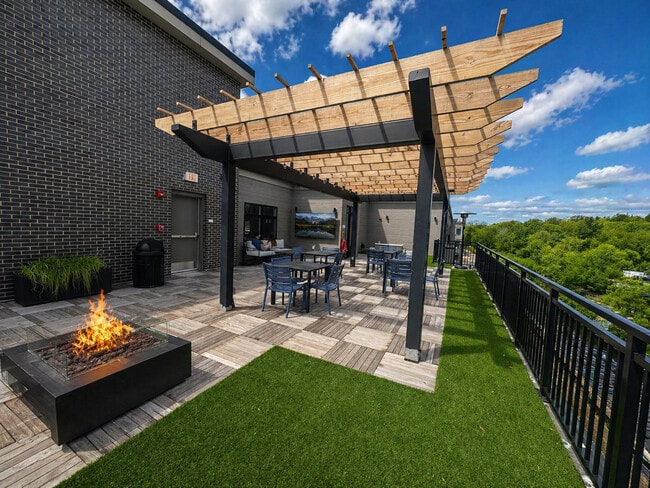 Building Photo - Grove Street Landing