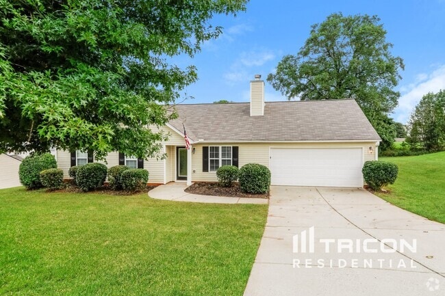 Building Photo - 347 Royal Oaks Dr Rental