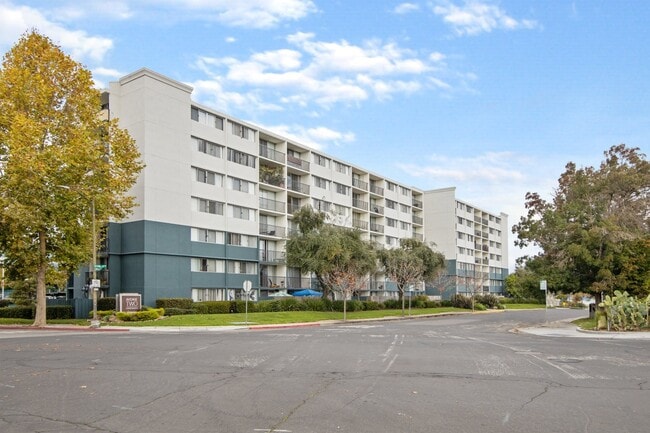 Avenue Two Apartments