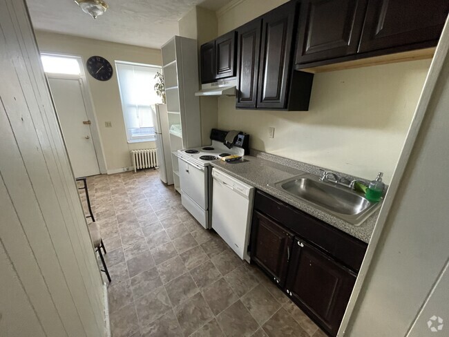 Building Photo - 75 S Huntington Ave Unit 6 Rental