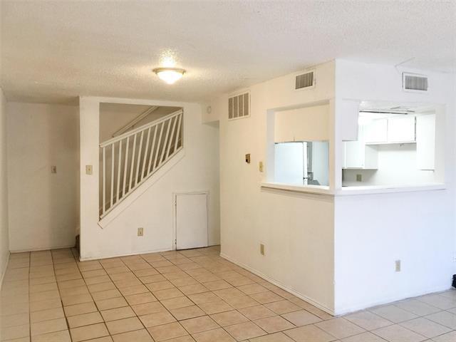 Building Photo - 7152 Fair Oaks Ave Unit 1126