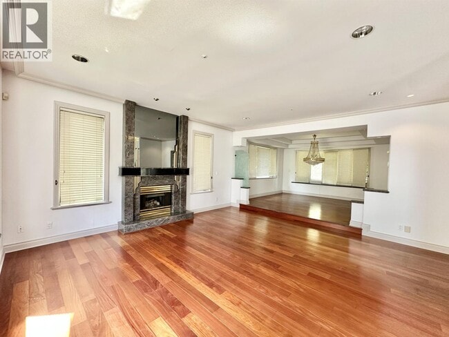 Photo - 883 W 52nd Ave