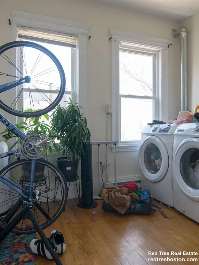 Photo - 229 Harvard St Unidad 5