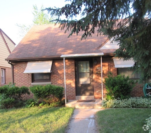 Building Photo - 5160 N 67th St Rental