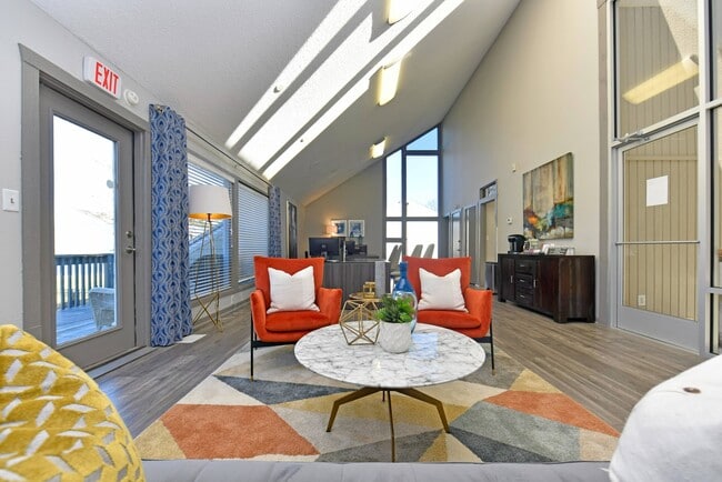 Leasing Office