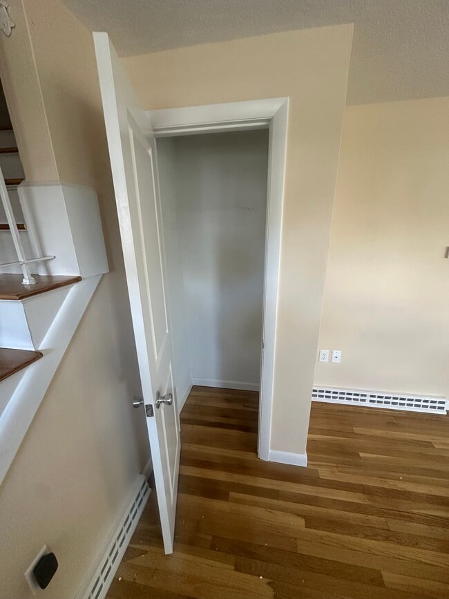 Photo - 341 Stevens St