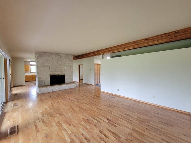 Building Photo - 305 N Quincy Pl Rental