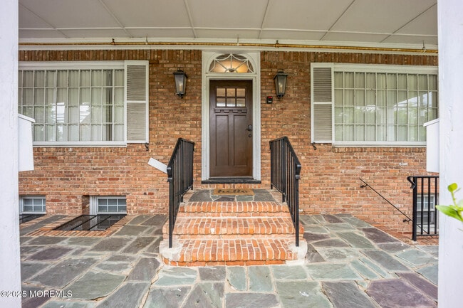 Photo - 87 Maple Ave Unit 2