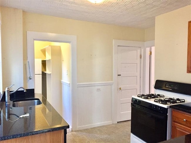 Building Photo - 9 Orrin St Unit 1