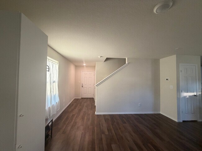 Photo - 10310 Glimmer