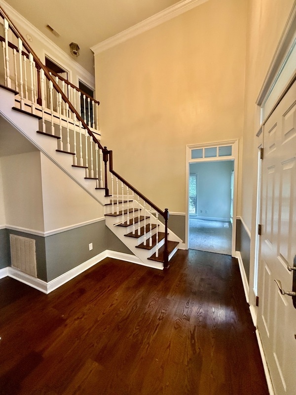 Photo - 2411 Oakwood Ave NE