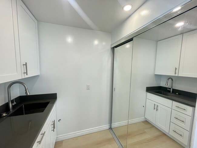 Photo - 10340-10360 Bellwood Ave