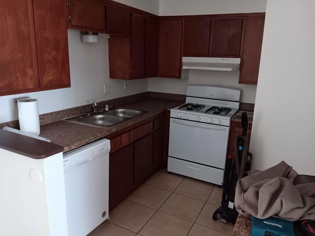 Photo - 508 E Cypress St