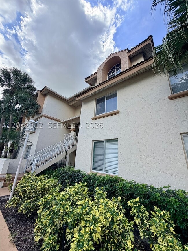 Photo - 19216 Glenmoor Dr Unit 19216