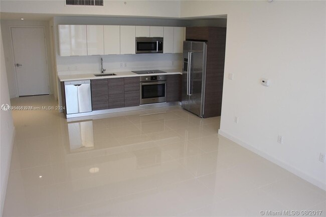 Photo - 1010 SW 2nd Ave Unit 1810