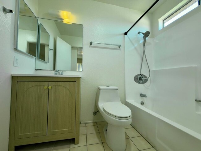 Photo - 5260 Rex Ave