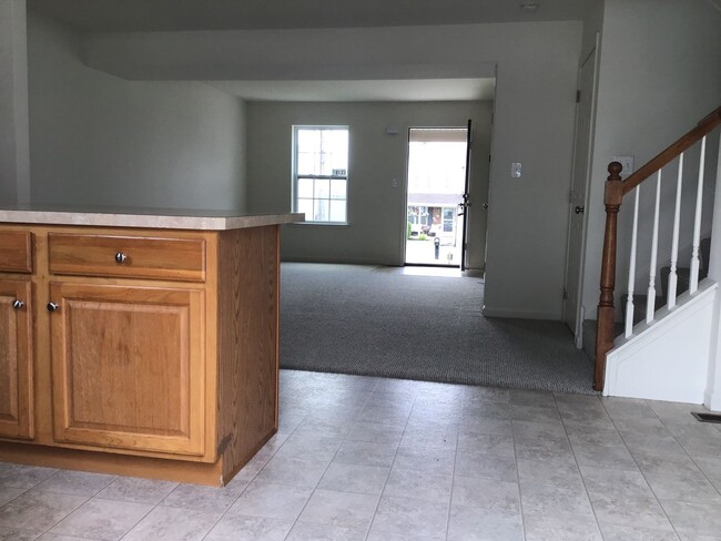 Photo - 2809 Mannerchor Rd