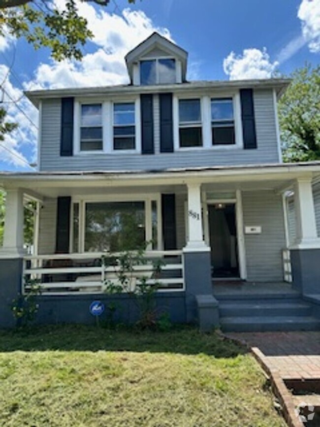 Building Photo - RENT TO OWN OPPORTUNITY IN NORFOLK! Rental