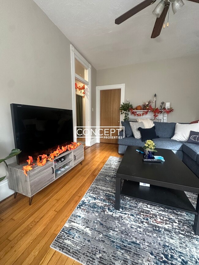 Photo - 68 Calumet St Unit 1