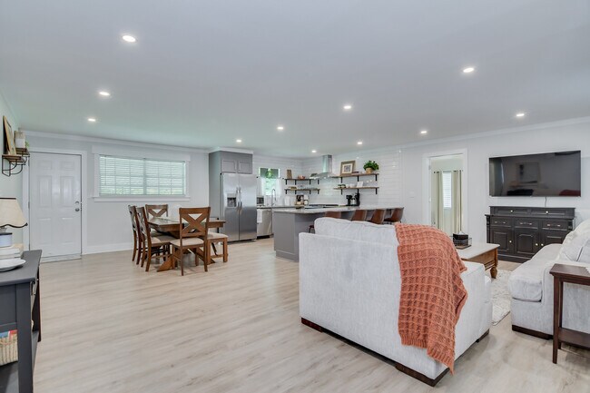 Photo - 4019 Belair Rd