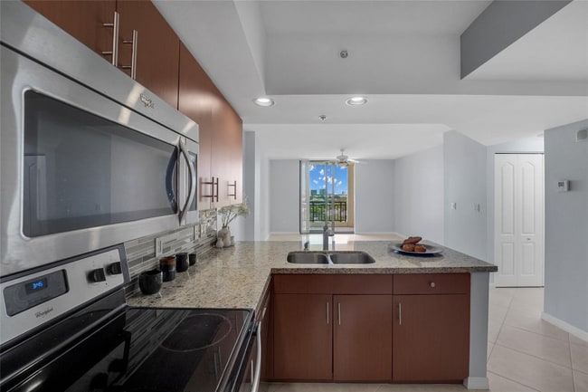 Photo - 100 N Federal Hwy Unit S700