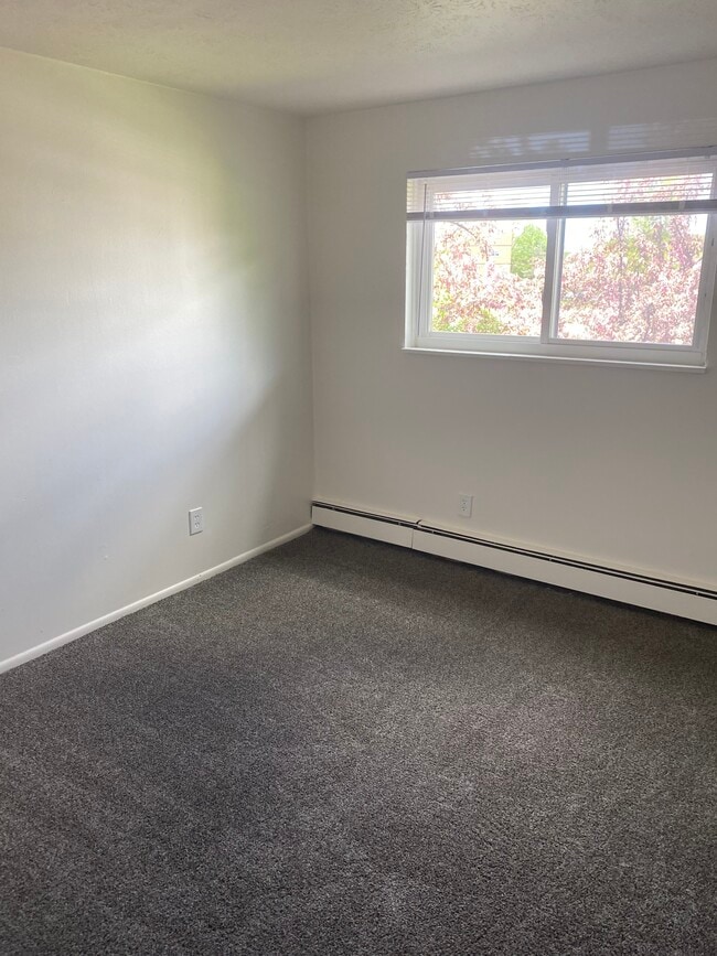 Dorchester Village Apartments For Rent in Richmond Heights, OH