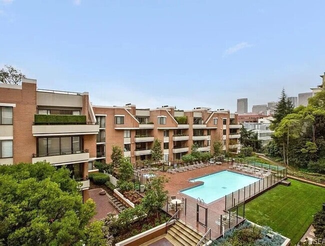 101 Lombard St Unit 21