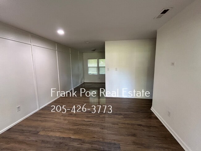 Cozy single family home in Bessemer