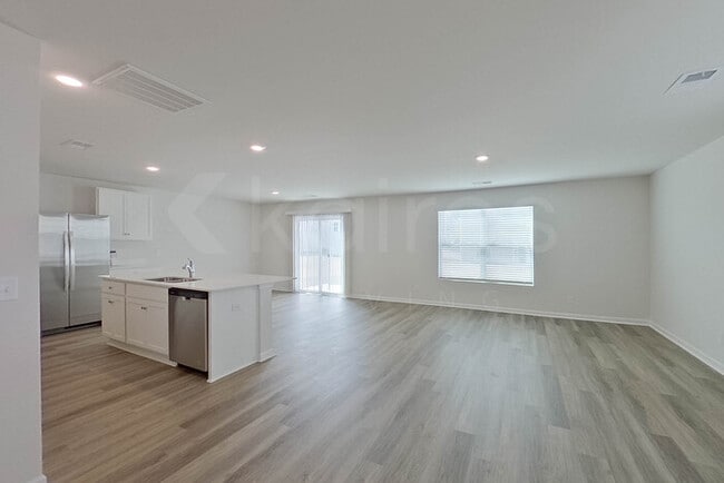 Photo - 120 Inez Ave