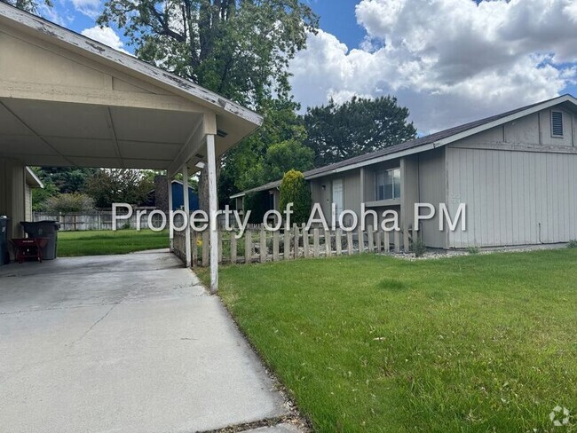 Building Photo - 3252 S Law Ave Rental