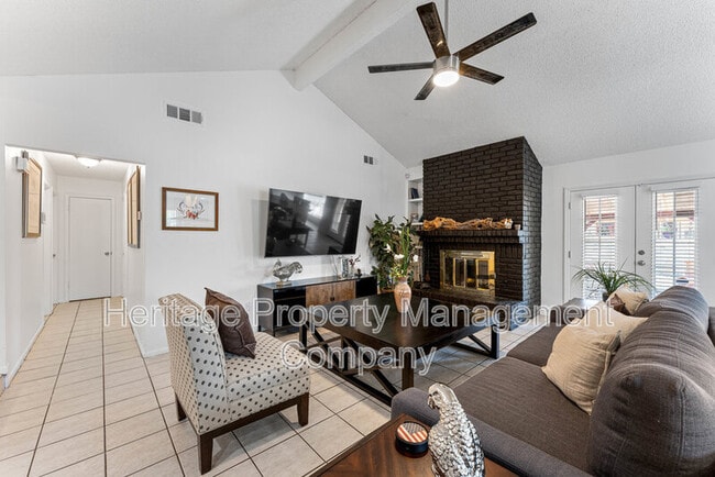 Photo - 8730 Timber Cloud St